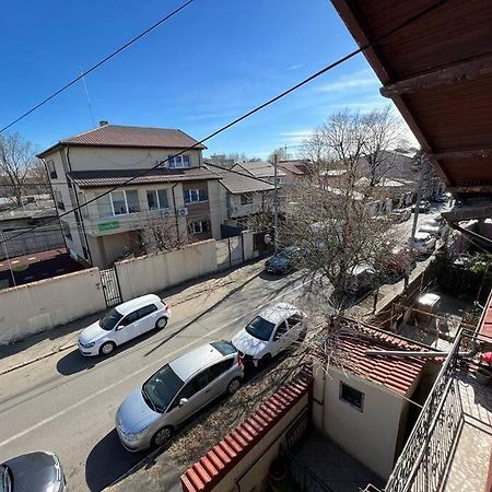 Vila 8 Oaspeti Villa Bukarest Kültér fotó